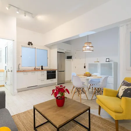 아파트 'kala' Apartment, Welcoming And Charming